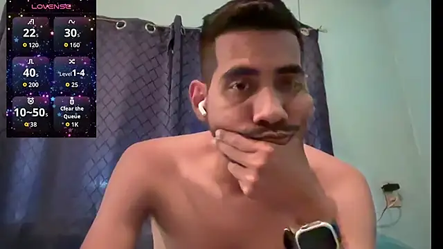 Snapshot of EnriquePersian197 chatting on September 19, 7:46 pm EnriquePersian197 online show from September 19, 7:46 pm