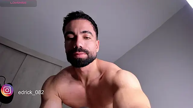 edrick walton1 online show from February 8, 1:11 pm