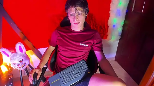 LilOwen  online show from February 3, 5:07 pm