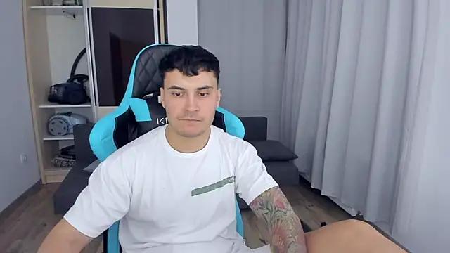 MatMalonne online show from December 16, 4:49 pm