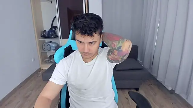 MatMalonne online show from December 29, 6:24 am