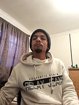 29YOURZ 28  online show from September 17, 8:26 am