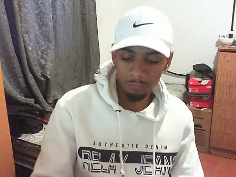 29YOURZ 28  online show from September 15, 3:02 pm