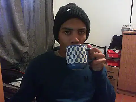 29YOURZ 28  online show from September 12, 6:13 am