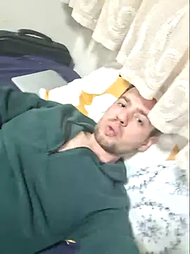 dnnzzcrynn online show from March 23, 1:42 am