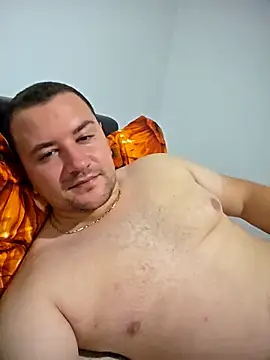 KarlosCarutox online show from October 1, 7:18 pm