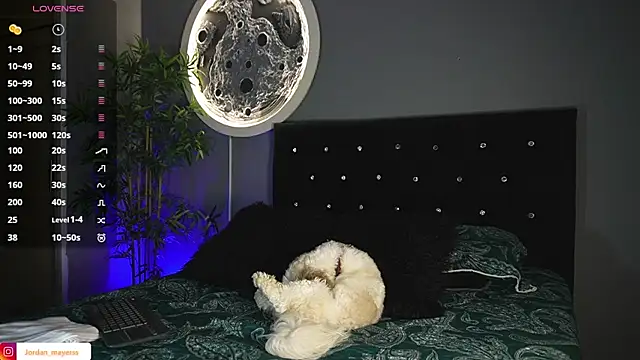 jordan mayers02 online show from February 20, 9:00 am