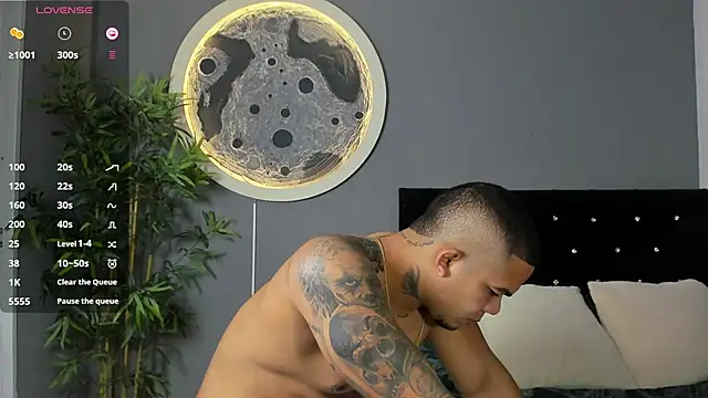 jordan mayers02 online show from November 14, 9:11 am