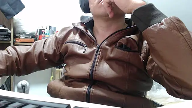 Jhonatan Morales S online show from November 8, 4:48 am