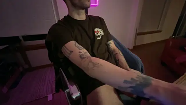 RuffClvb online show from November 28, 1:31 am