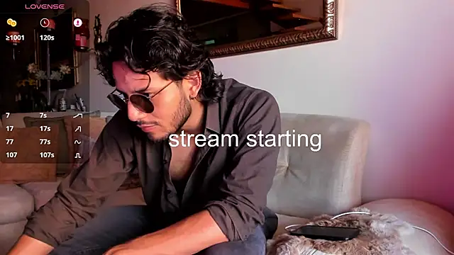 Snapshot of Nicholasrodrii chatting on January 20, 9:11 pm Nicholasrodrii online show from January 20, 9:11 pm