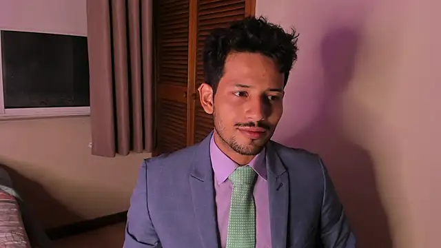 Nicholasrodrii online show from February 15, 11:46 pm