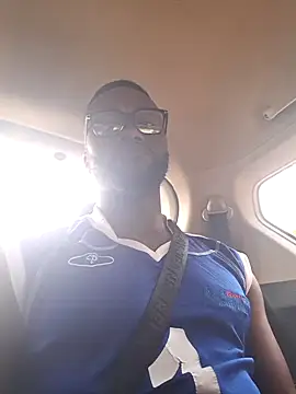 bull Giant online show from October 5, 11:14 am