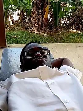 Jeanlaurent972 online show from March 3, 7:10 pm