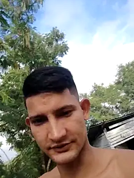 Valentinacuc online show from December 18, 12:45 pm