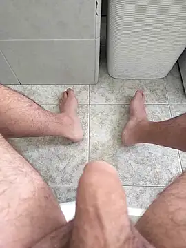 user 662 online show from February 15, 9:38 am