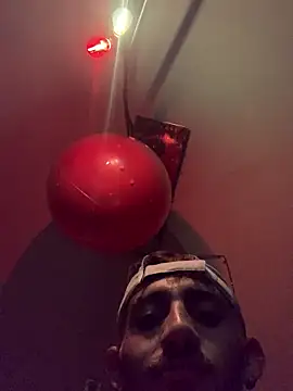 sauloskj online show from April 20, 9:34 am