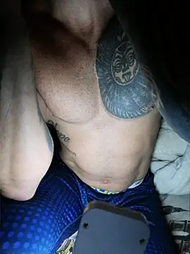 moody1996- online show from March 1, 11:48 pm