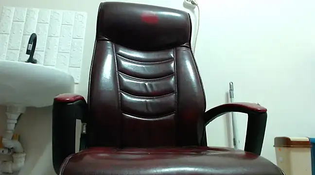 hardbigcock16 online show from December 21, 8:07 am