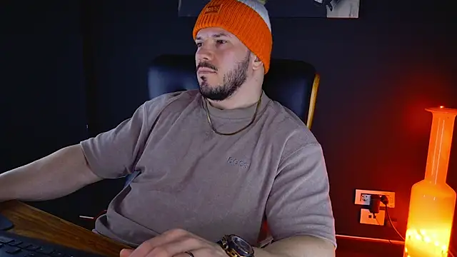 AngeloEric online show from February 2, 6:59 am