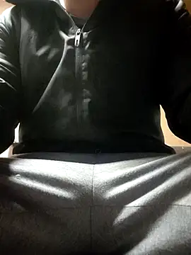 xxxBigbrowndickxxx online show from February 17, 10:36 pm