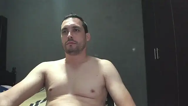 iulius55x online show from January 17, 5:00 am