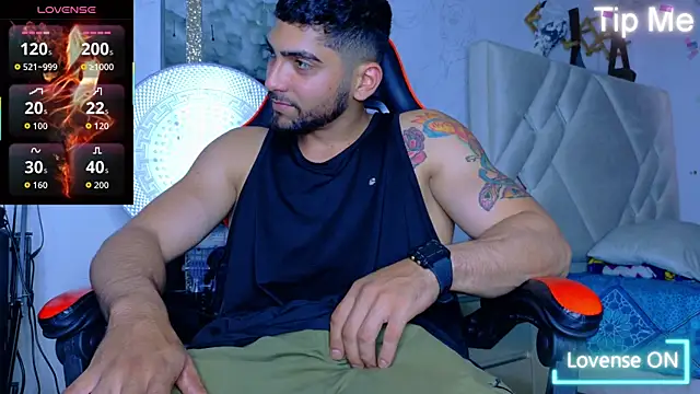 Rich boy01 online show from December 4, 5:42 pm