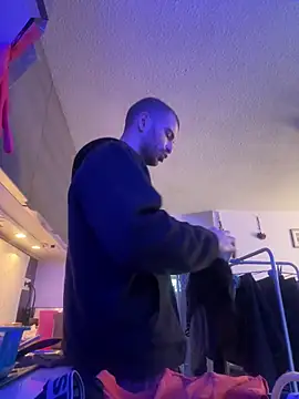 Greyoff online show from December 13, 11:02 am