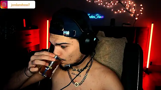 JordanShow online show from January 19, 8:27 am