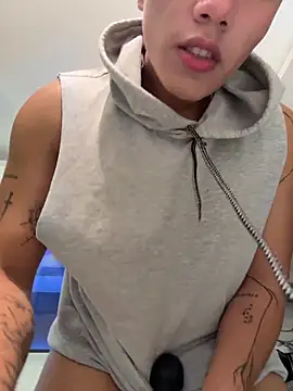 Logan smith1 online show from March 1, 4:56 am