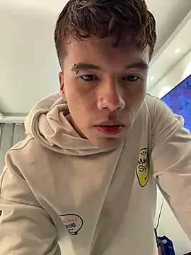 Logan smith1 online show from February 28, 4:55 am