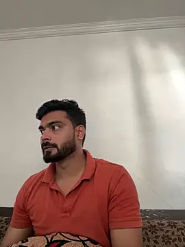 hotboysammy online show from December 19, 5:18 am