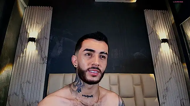 Marcelo ruiz  online show from April 15, 1:00 pm