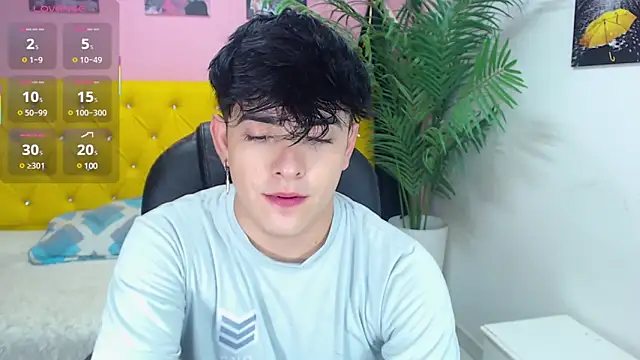 nolan twink1 online show from March 11, 5:35 pm