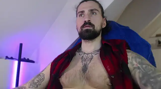 MateoHunk online show from March 3, 6:40 pm