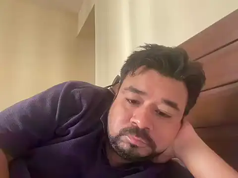 coolboy6566 online show from November 13, 4:50 am