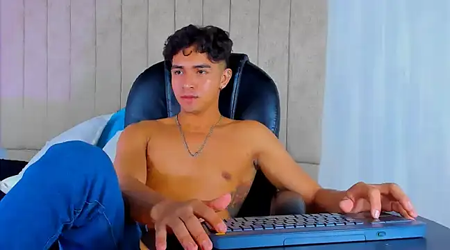 Muichiro tokito1 online show from March 2, 4:29 am