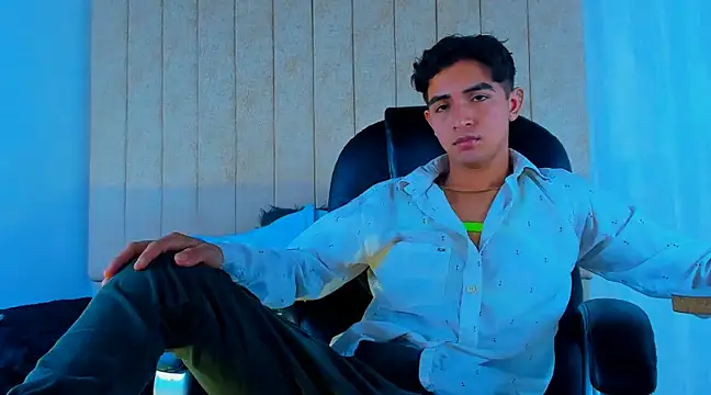 Muichiro tokito1 online show from March 13, 4:16 am