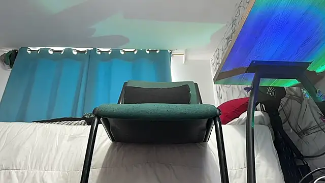 Saturno v online show from January 3, 9:05 pm