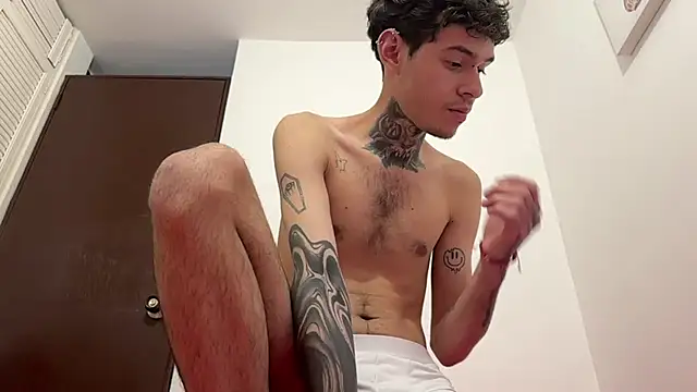 Saturno v online show from January 17, 8:26 pm