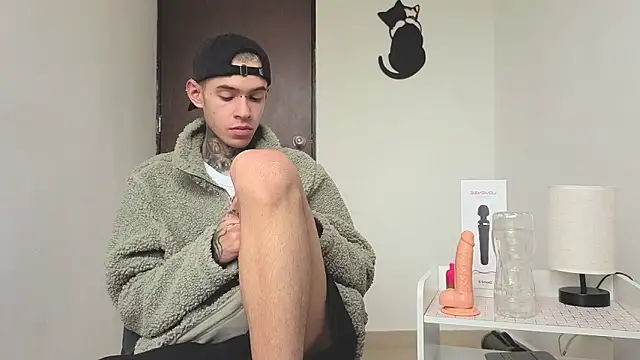 Saturno v online show from October 12, 4:34 pm