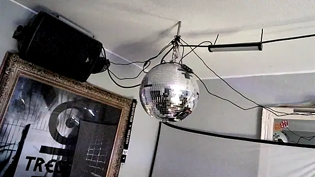 pillepallex84x online show from October 30, 10:33 pm