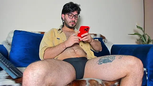 Snapshot of Ackerman_Eren_ chatting on January 8, 7:13 am Ackerman Eren  online show from January 8, 7:13 am