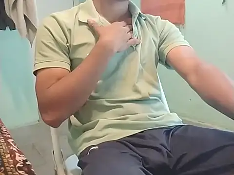 Snapshot of vicky0805 chatting on March 9, 3:55 am vicky0805 online show from March 9, 3:55 am