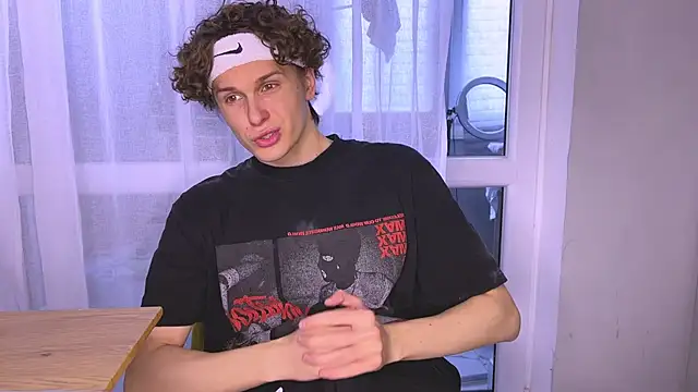 alyx garden online show from March 27, 12:39 pm