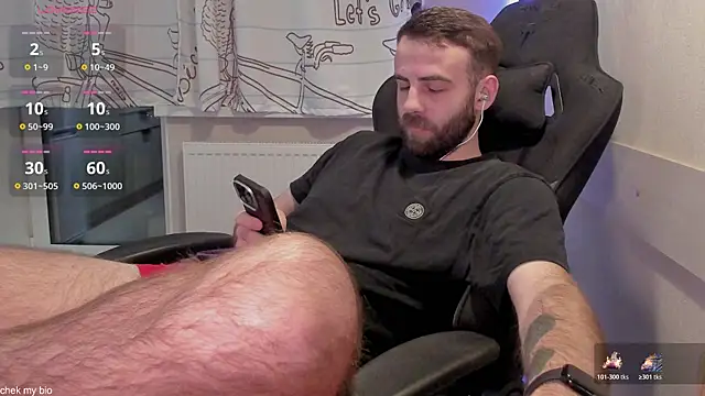 OtisRam online show from November 7, 11:52 pm