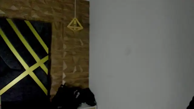 Ian Castillo  online show from March 9, 11:15 am