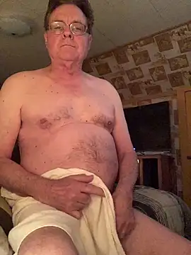 Tonybaloney1972 online show from April 11, 1:58 pm