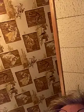 Snapshot of Tonybaloney1972 chatting on September 10, 2:32 am Tonybaloney1972 online show from September 10, 2:32 am