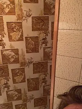 Snapshot of Tonybaloney1972 chatting on December 29, 5:53 am Tonybaloney1972 online show from December 29, 5:53 am